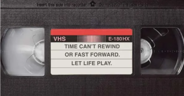 ikonick casette tape
